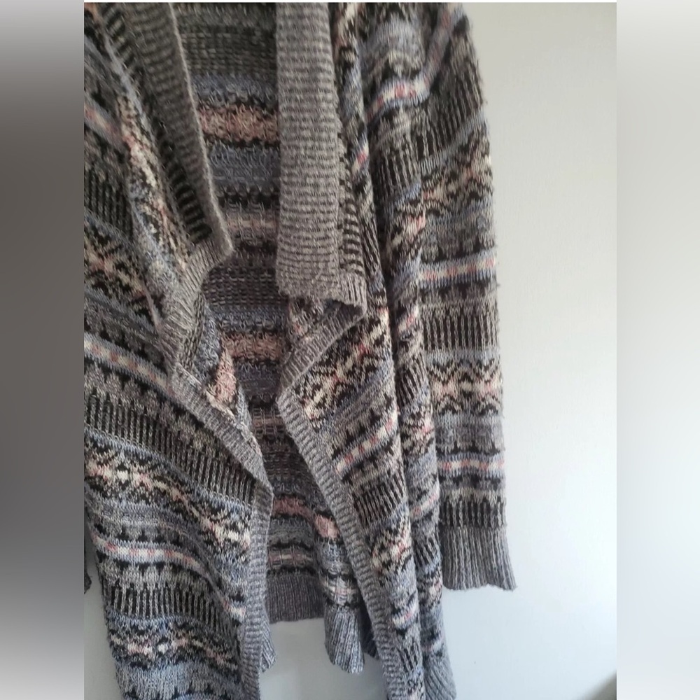 👚 Bethany Mota Acrylic Multicolored Black, Gray, Pink Long Cardigan size Medium - Picture 3 of 11